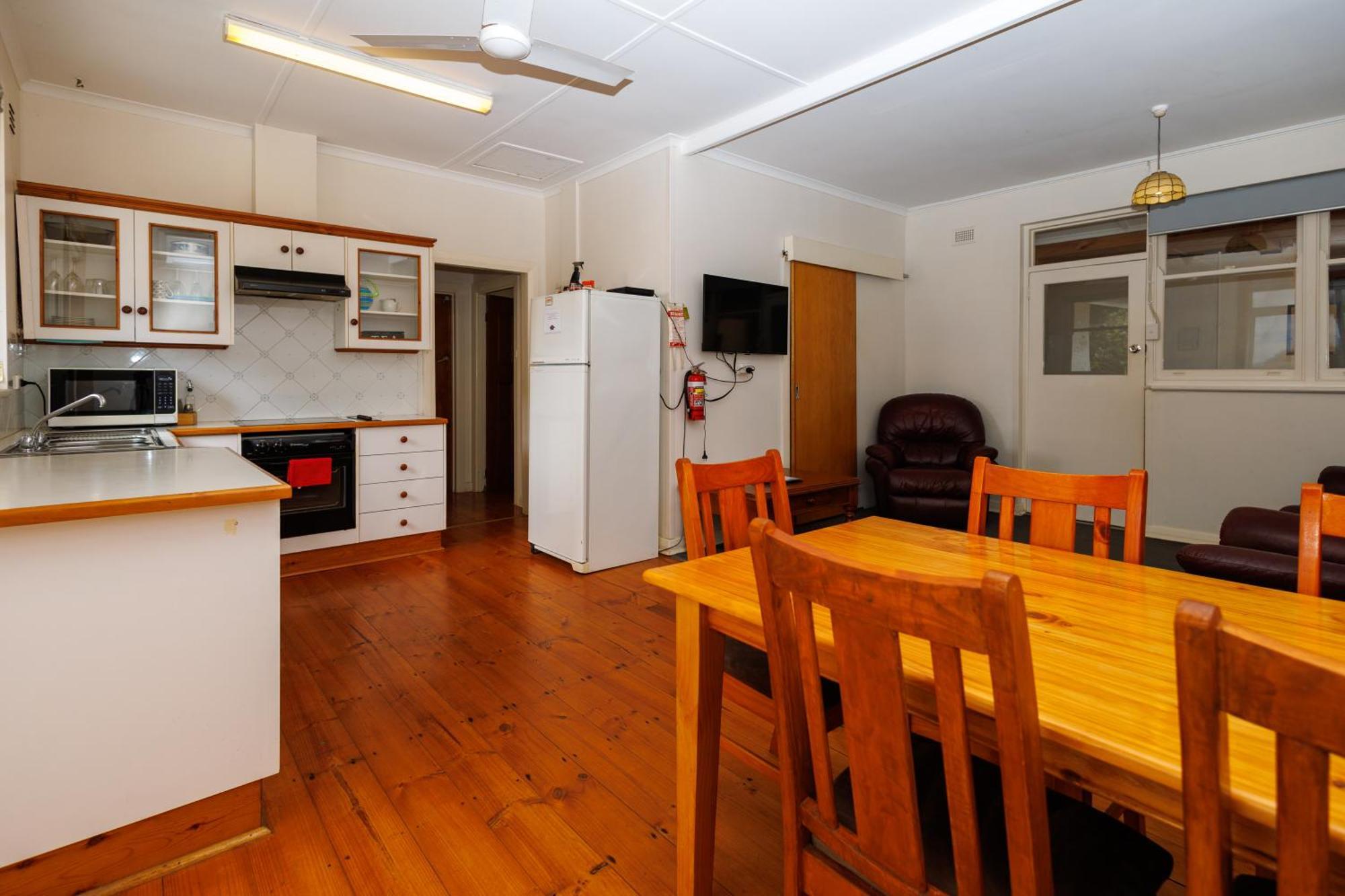 Big4 Cape Jervis Accommodation & Caravan Park Экстерьер фото